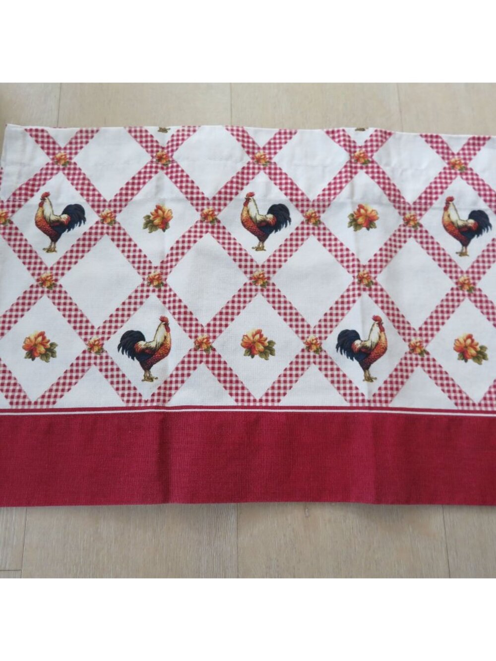 Better Homes & Gardens Rooster Valance 100% Cotton Red White Checkered Farmhouse